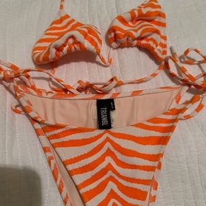 Triangl vinca zebra pop orange